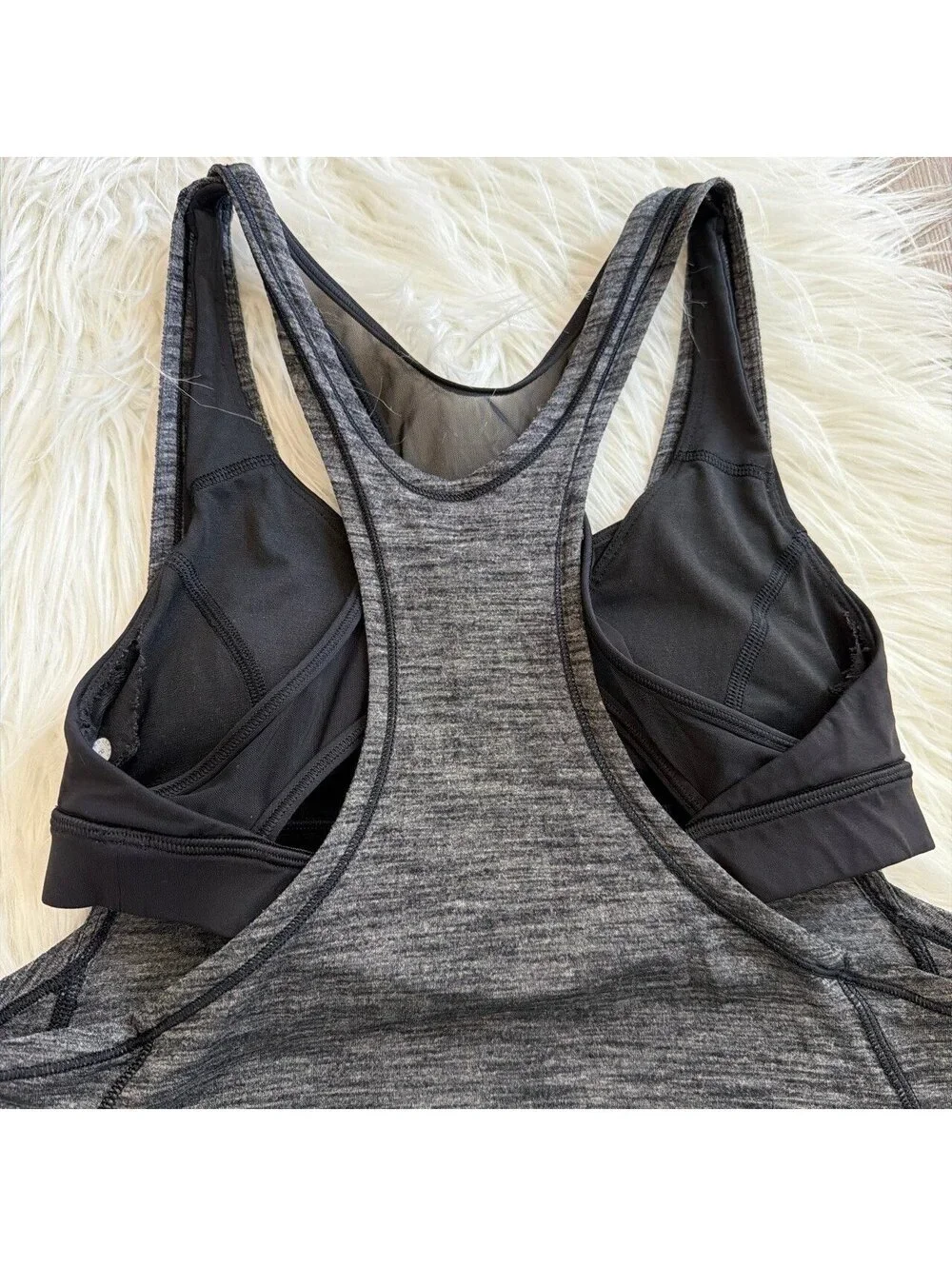 Lululemon on track tank size 8